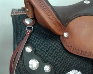 Western detailing 15