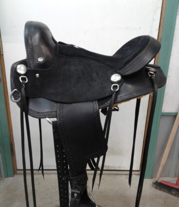 Western Endurance Saddle