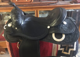 Reining saddle 001 cropped