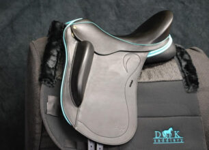 Bond II Dressage Saddle